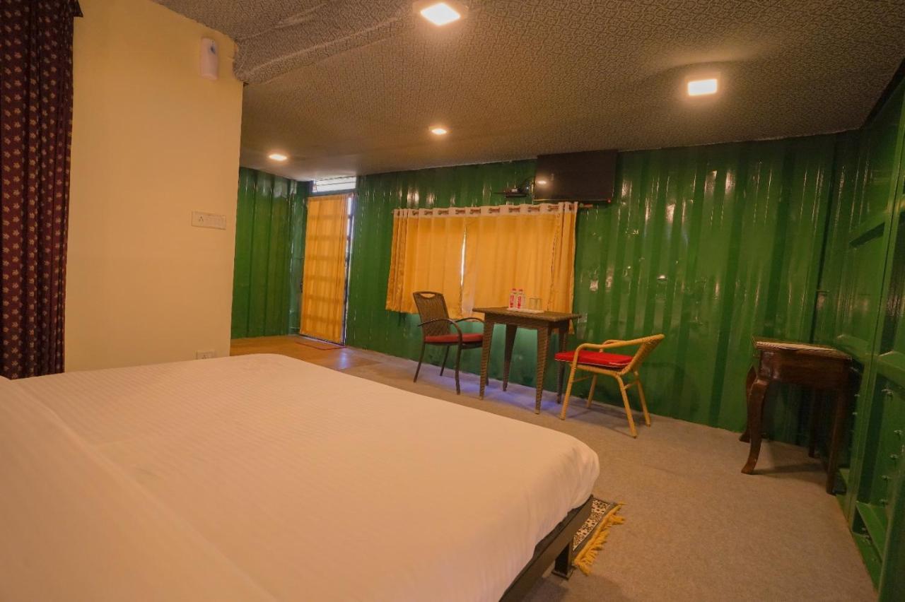 Royal Ocean Resort Jaipur Eksteriør billede