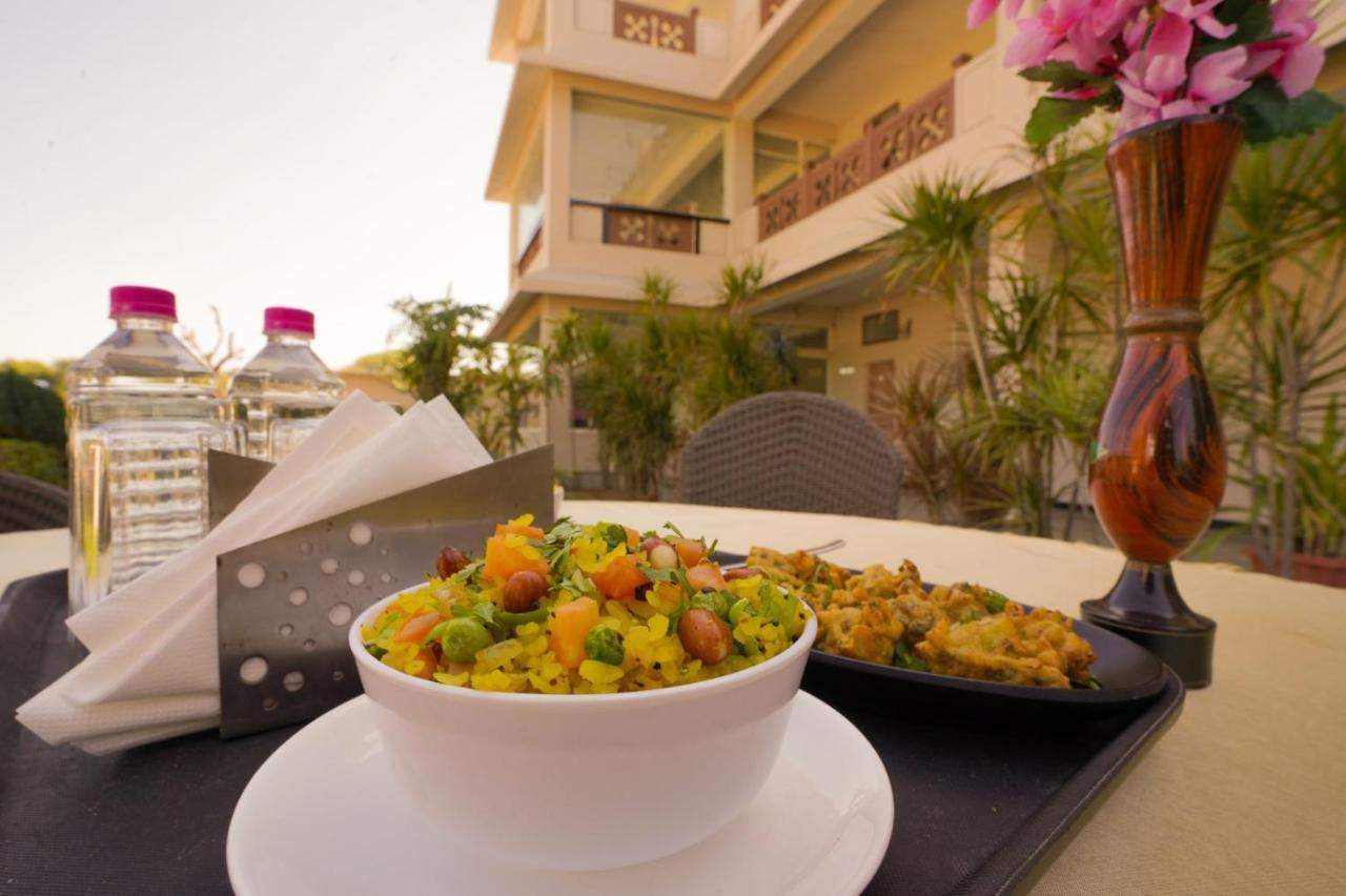 Royal Ocean Resort Jaipur Eksteriør billede